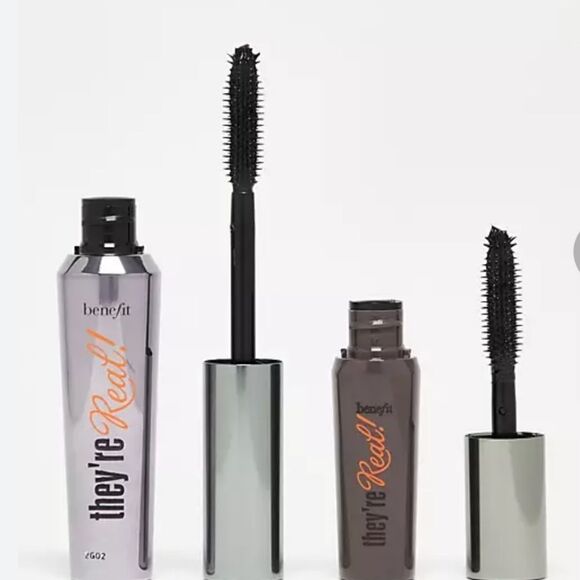 Benefit Get Real Duo - Picture 5 of 10